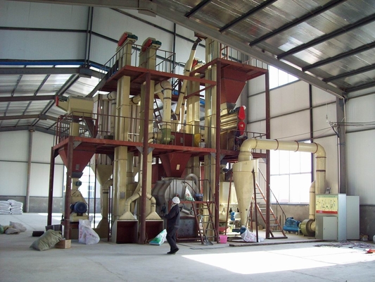 Linha de produção de grande eficacia da alimentação animal do poder 120kw de HKJ para a alimentação aquática HKJ32